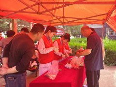 丽景社区联袂食物取医药卫生学校开展食物平安